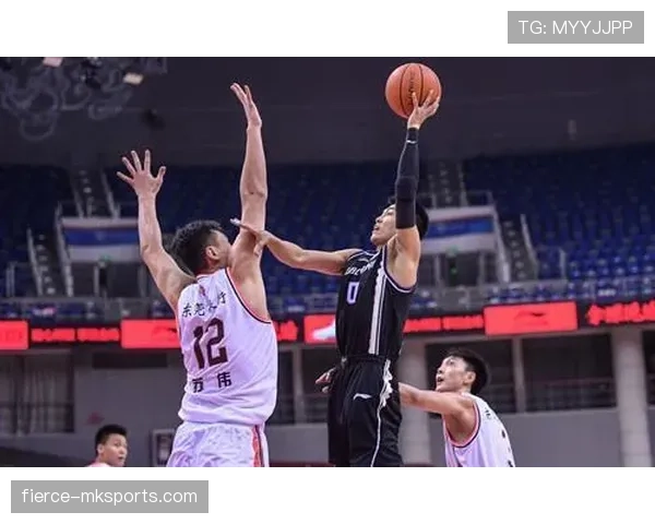 安东尼奥助力中国足球开启新篇章，状态回暖彰显实力与信心